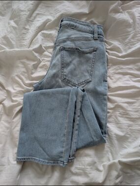 Old Navy Light Blue Straight-Leg Women's Jeans